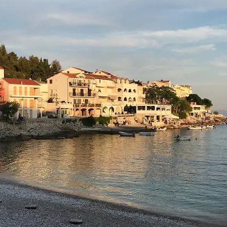 Regina Hvar Town